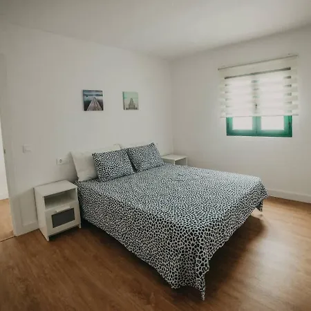 Amplio Y Comodo En דירה *